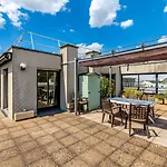 Guestready - Duplex Avec Terrasse Privee